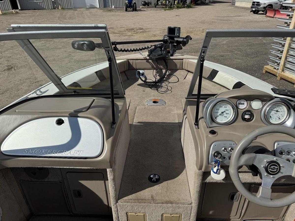 Used 2010 Smoker Craft Pro Mag 182