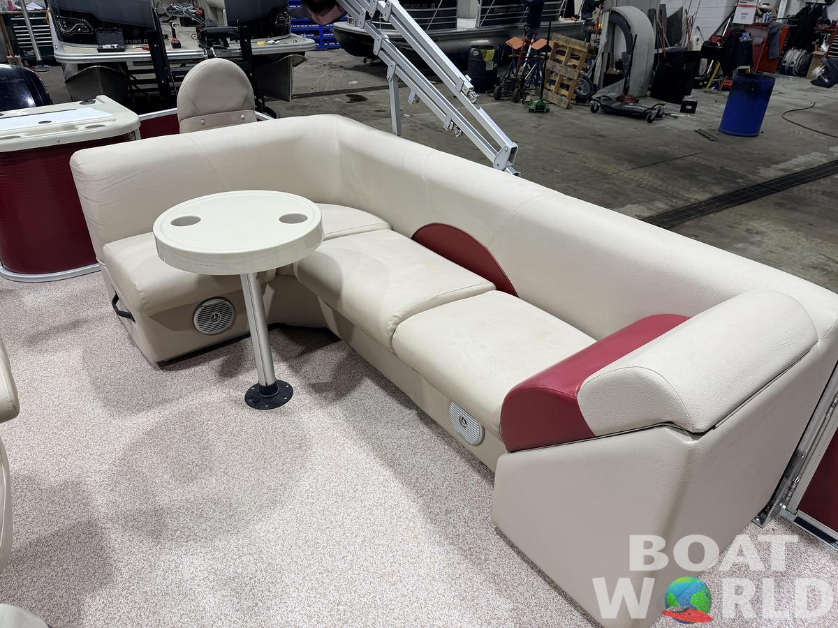 Used 2016 Weeres 200 Allure Fish Pontoon