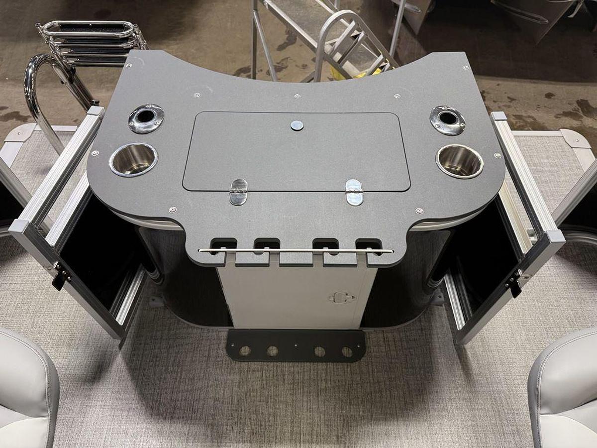 2025 Tahoe Pontoons Sport 2385 Rear Fish & Honda 4-Stroke EFI