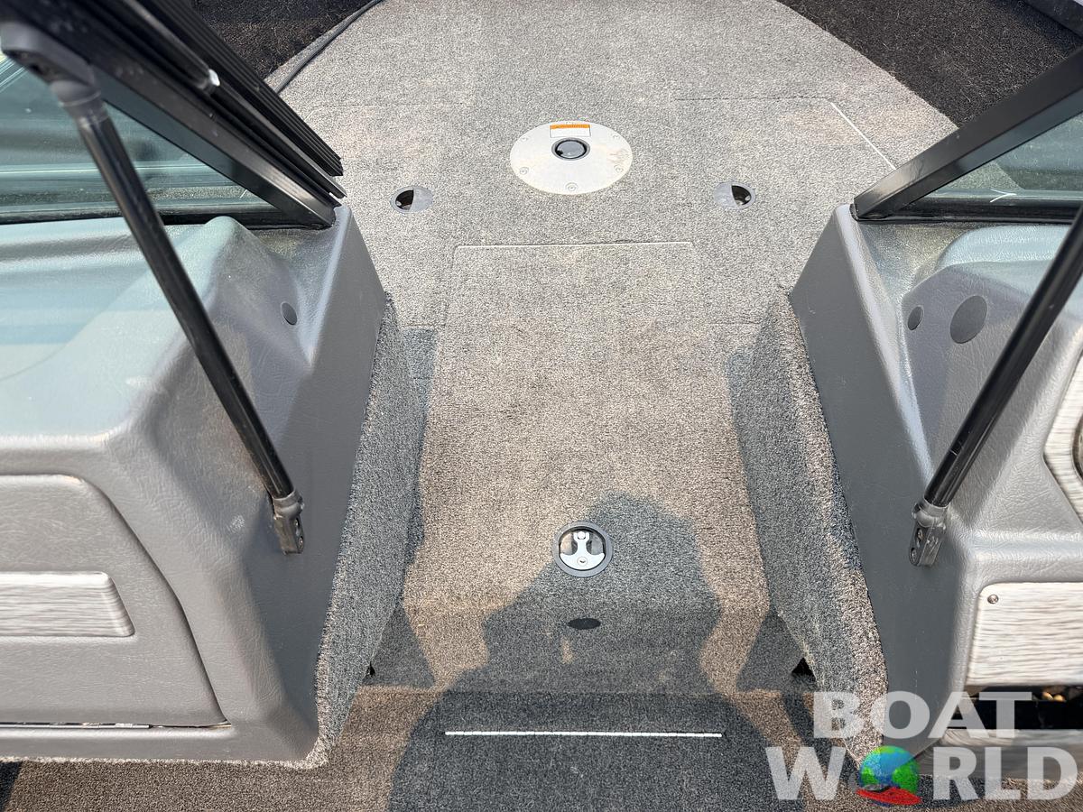 Used 2017 Alumacraft Competitor 165 Sport & 90HP Suzuki 4Stroke -$24,995