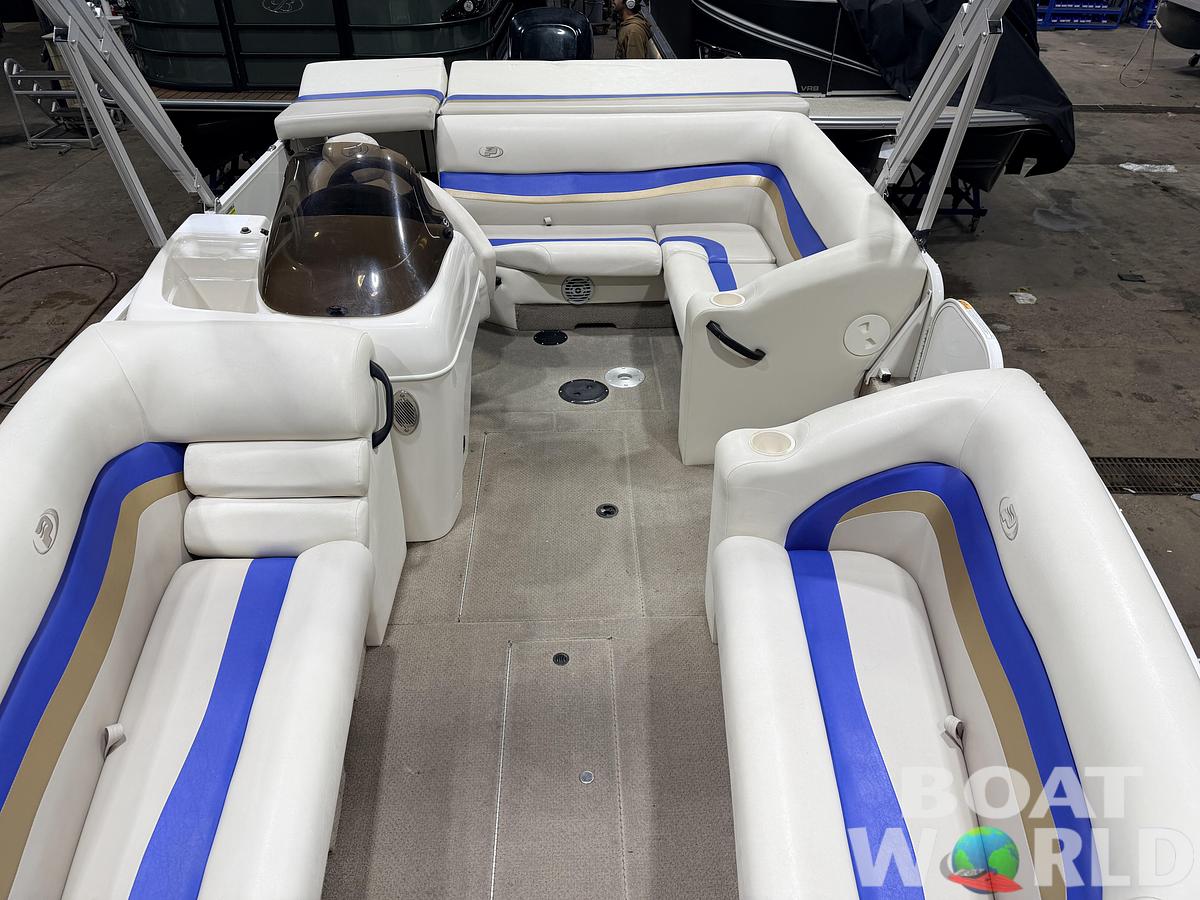Used 2008 Princecraft Ventura 192 Deck Boat