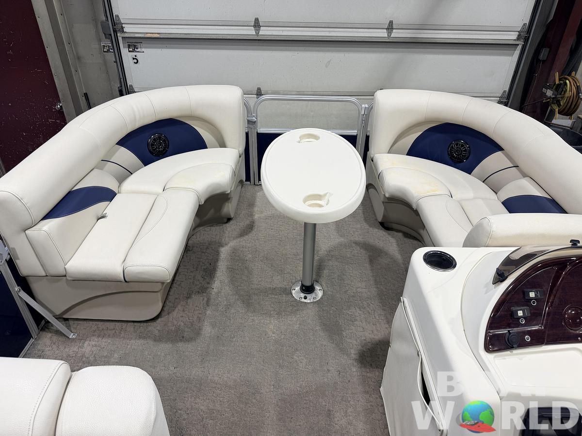 Used 2015 SunChaser 8520 Classic Cruise & 30HP Mercury 4Stroke EFI -$14,995
