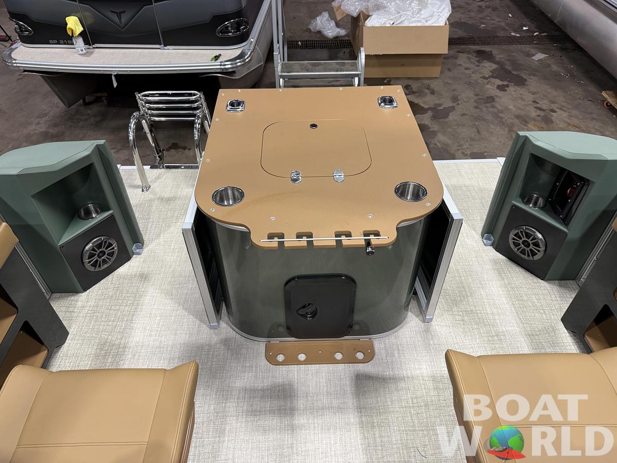 2026 Tahoe Pontoons GEOfish 2385 Rear Fish