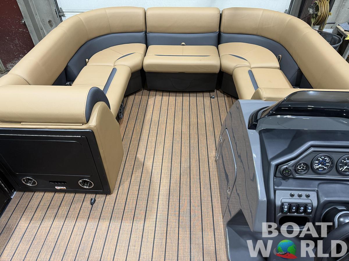 2027 Bentley Legacy 220 Navigator Quad Lounge Pontoon $43995
