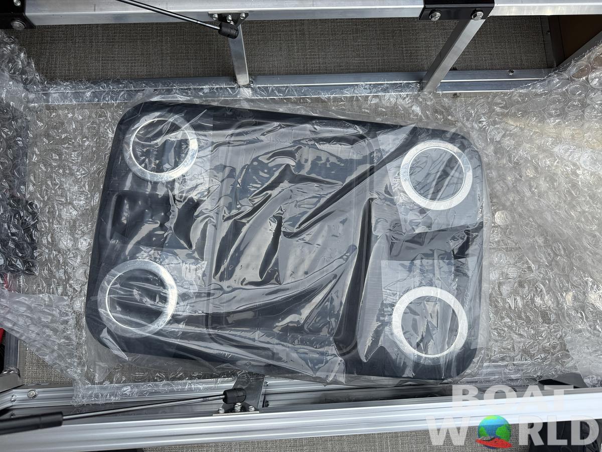 2025 Tahoe Pontoons LTZ 2385 Swingback (VRB) & Honda 4-Stroke EFI