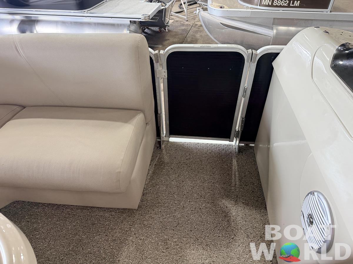 Used 2016 Weeres 220 Legacy & 90HP Yamaha 4Stroke -$19,995