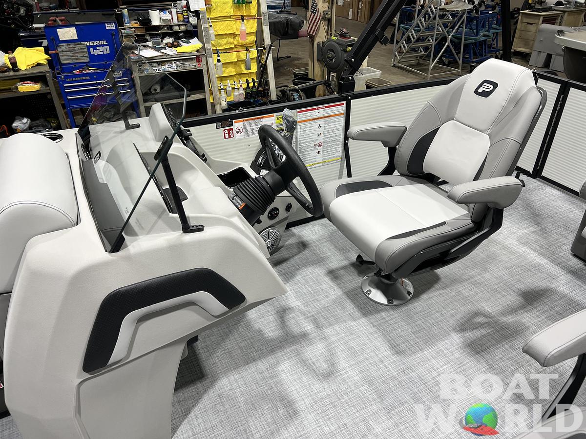 2026 Princecraft Vectra 23 RL SS Swingback Pontoon