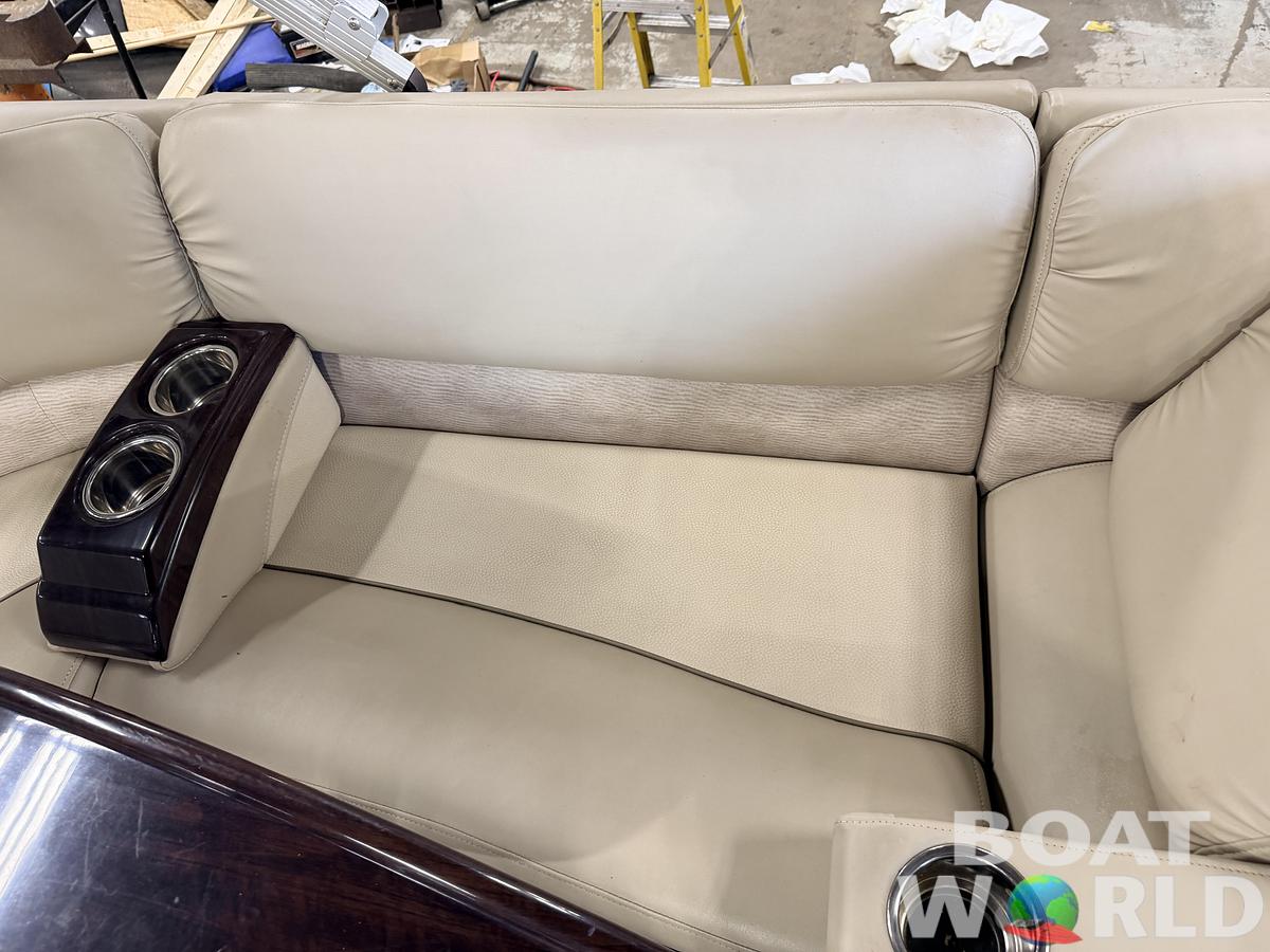 Used 2014 Bennington 2375RL & 70HP Yamaha 4Stroke - $21,995