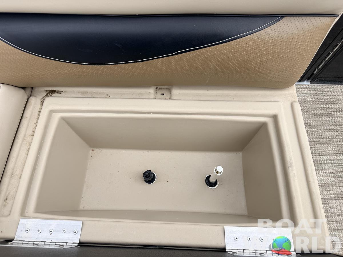 Used 2018 Bentley Encore 240 Cruise SE & 150HP Mercury 4Stroke -$29,995