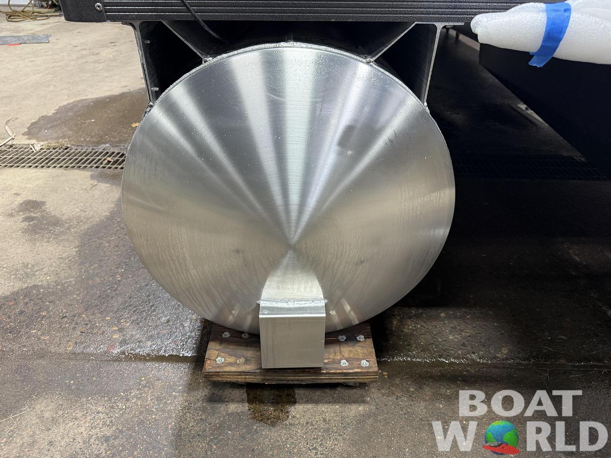 2026 Montego Bay 8522 Swingback Deluxe Pontoon