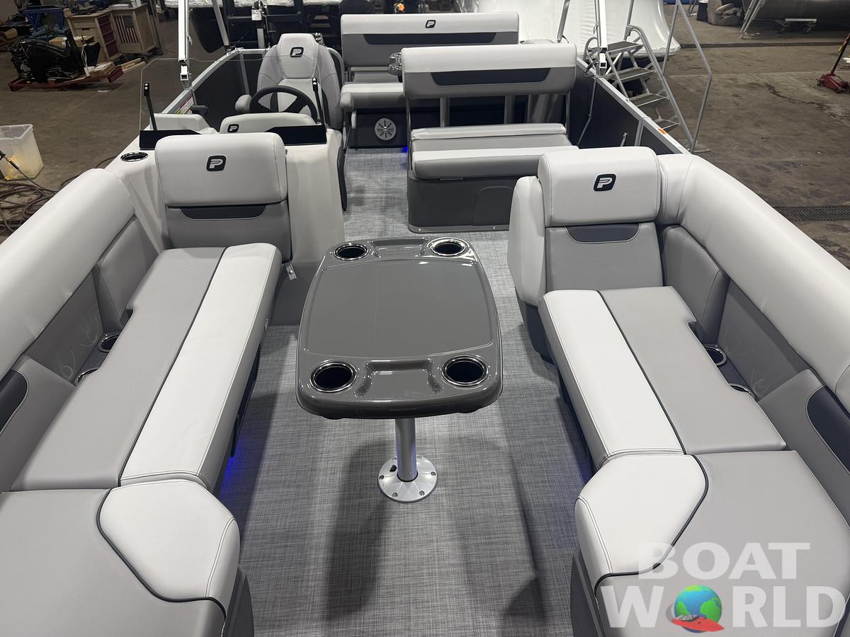 2026 Princecraft Vectra 23 RL Dinette Swingback Pontoon