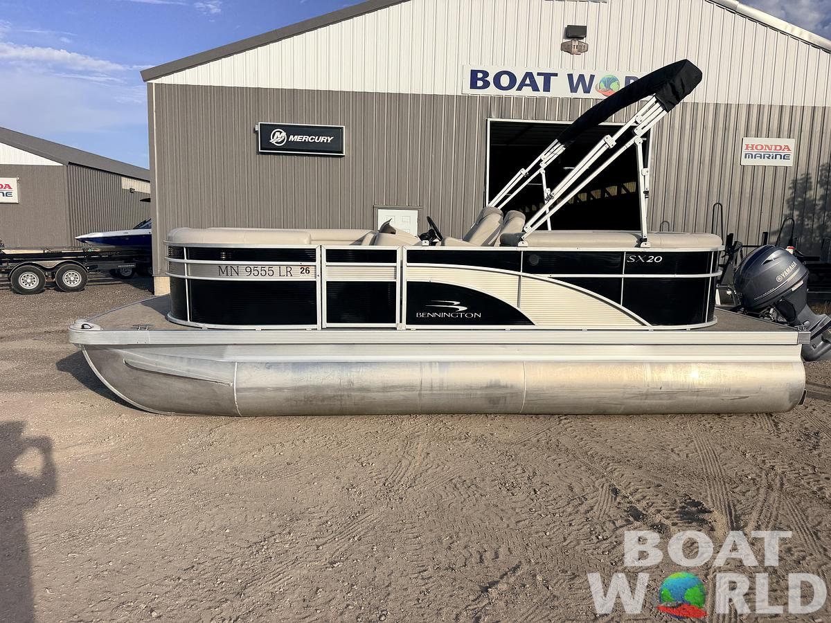 Used 2018 Bennington 20 SSRX & 50HP Yamaha 4 Stroke -$24,995