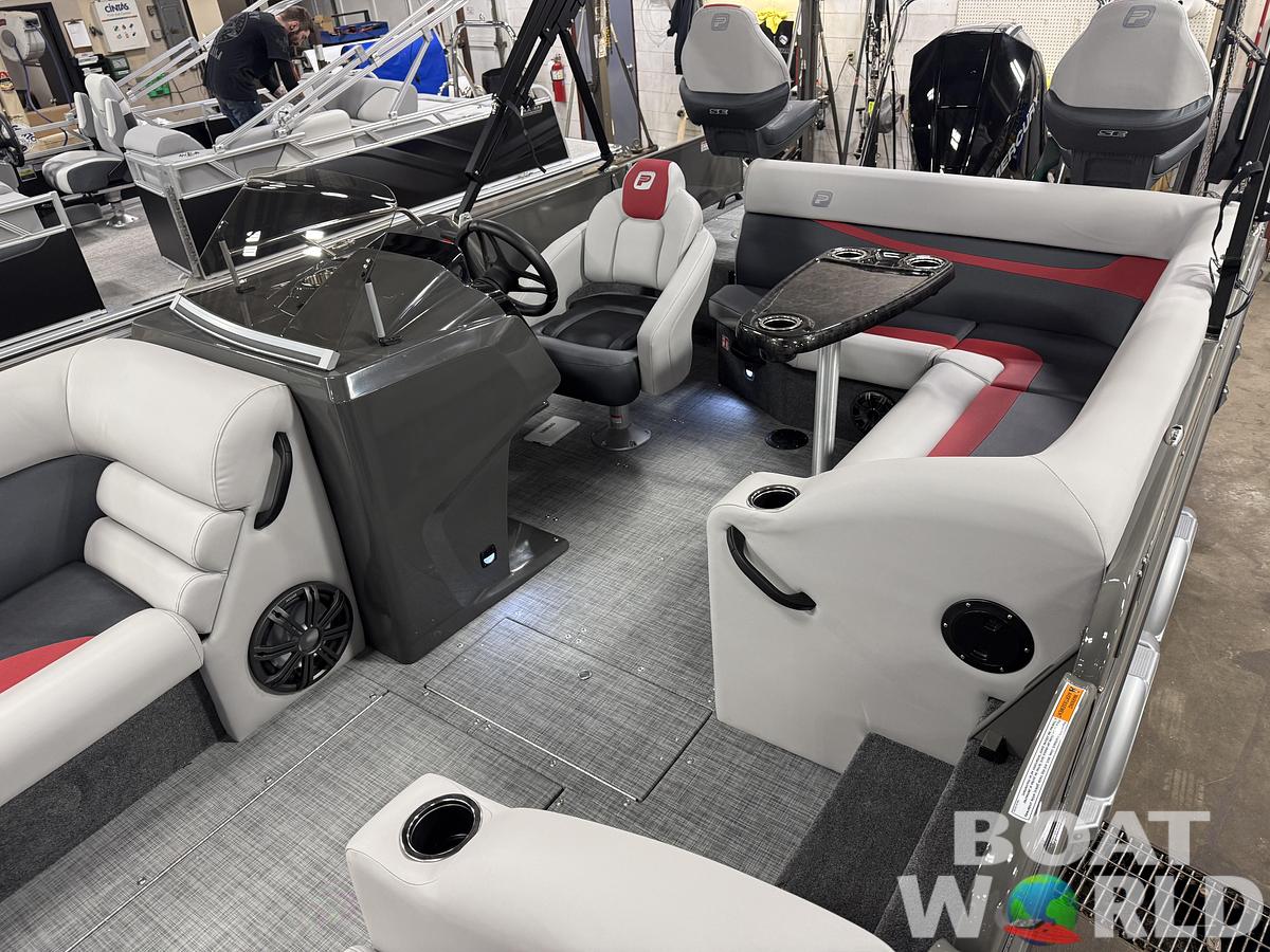 2024 Princecraft Ventura 224 Deckboat 