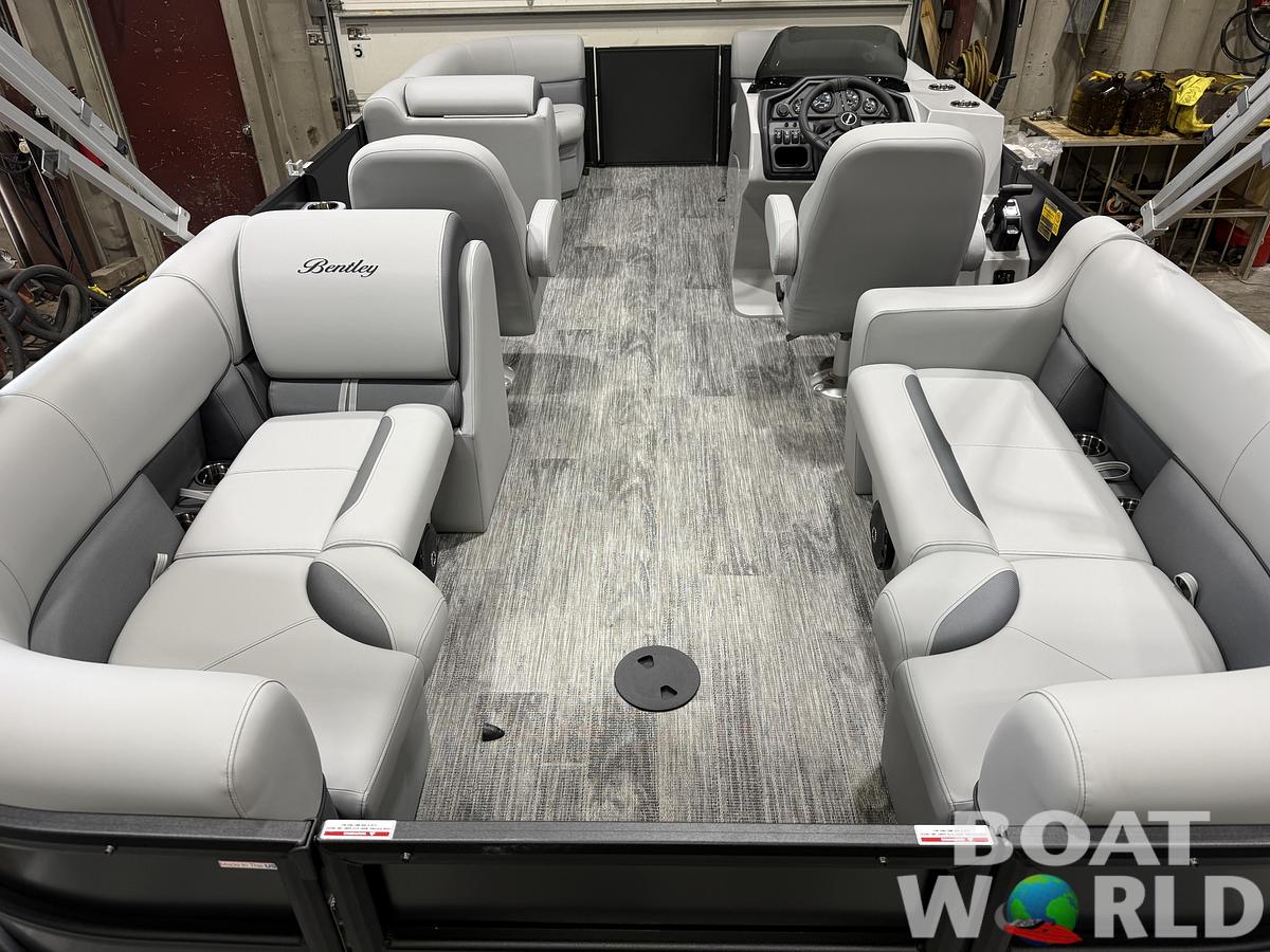 2026 Bentley Legacy 200 Navigator Quad Lounge Pontoon $34995