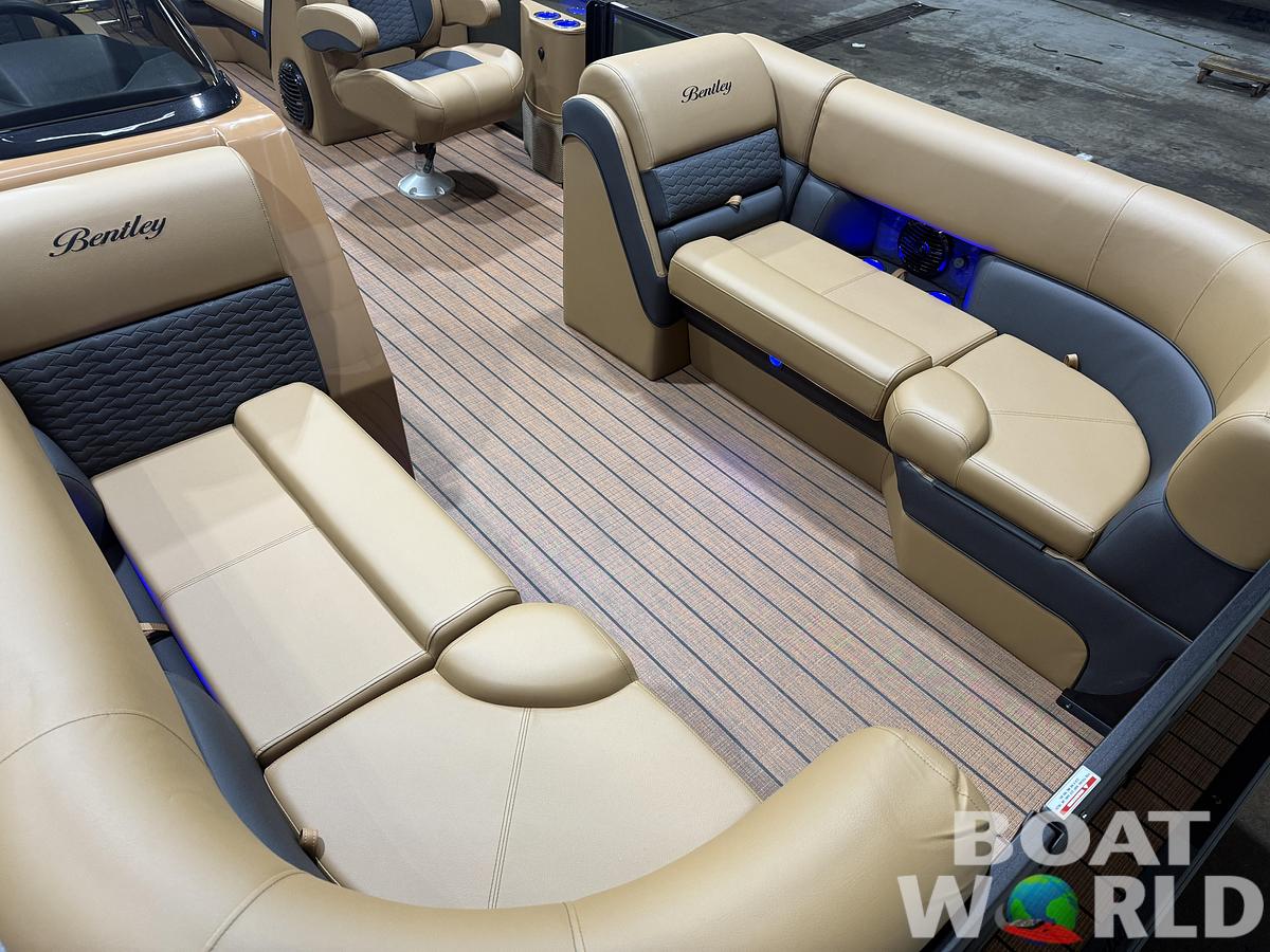 2026 Bentley Pontoons Elite 223 Admiral Quad Lounge Tritoon
