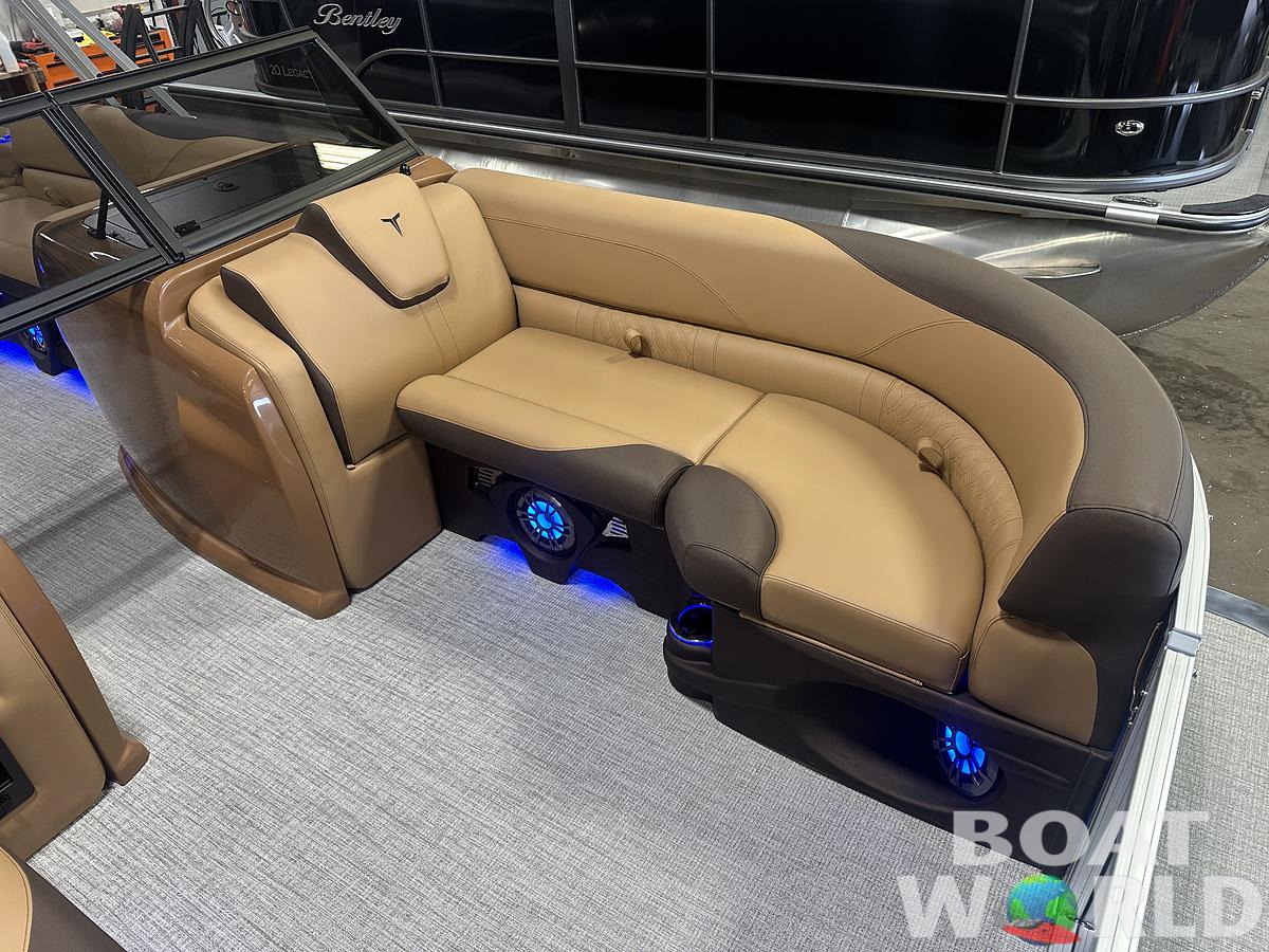 2025 Tahoe Pontoons LTZ 2385 Swingback (VRB) Windshield Tritoon & Honda 4-Stroke EFI