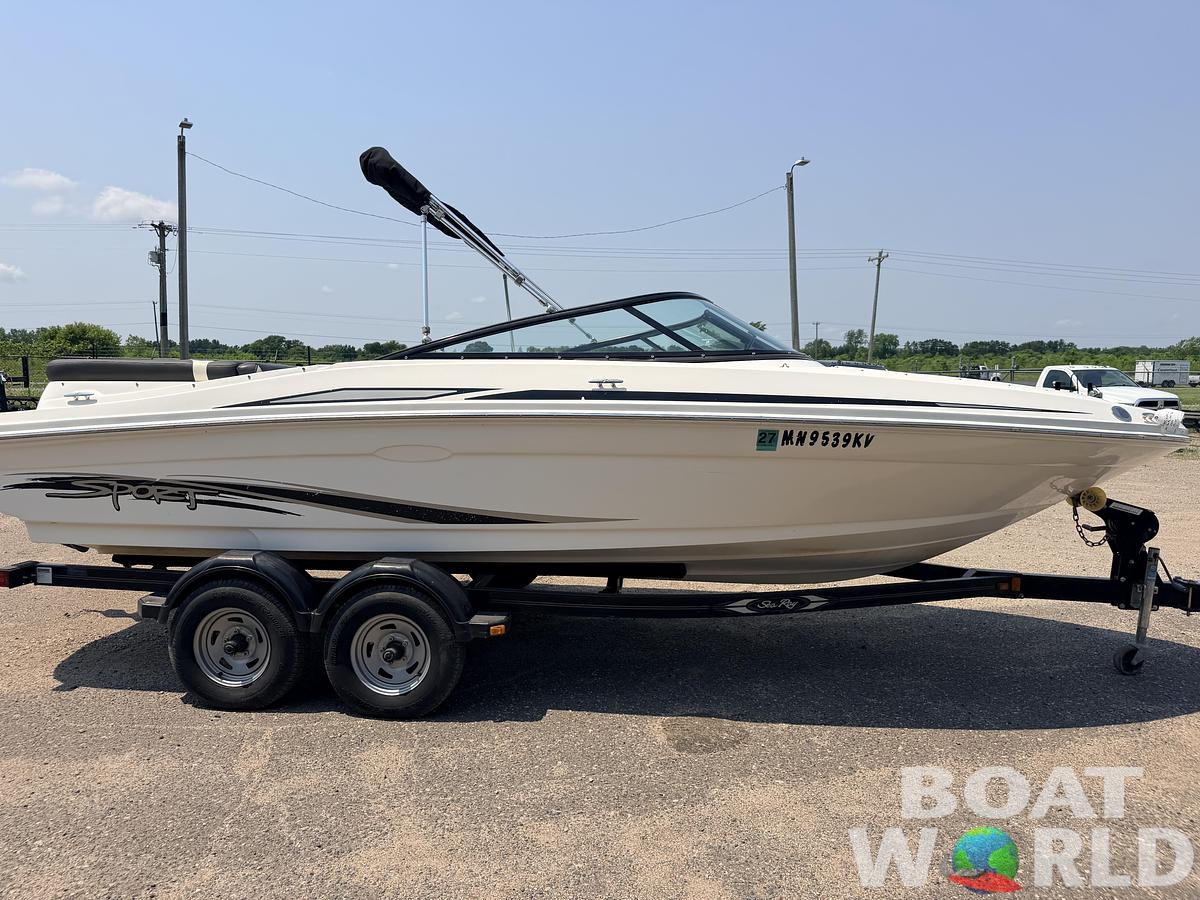 Used 2012 Sea Ray 205 Sport & 220HP 4.3L Mercruiser MPI with Tandem Axle Trailer -$15,995