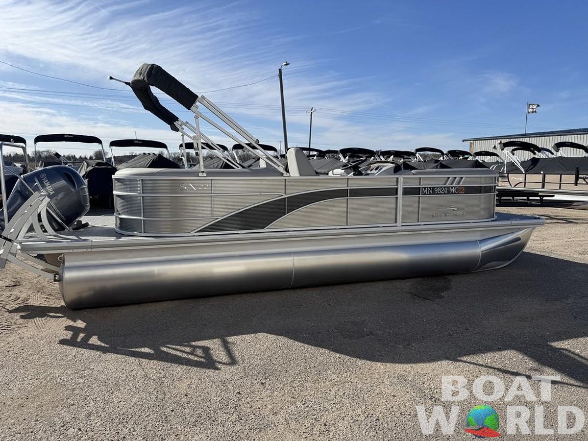 Used 2021 Bennington 22 SSRX Pontoon & 115HP Yamaha