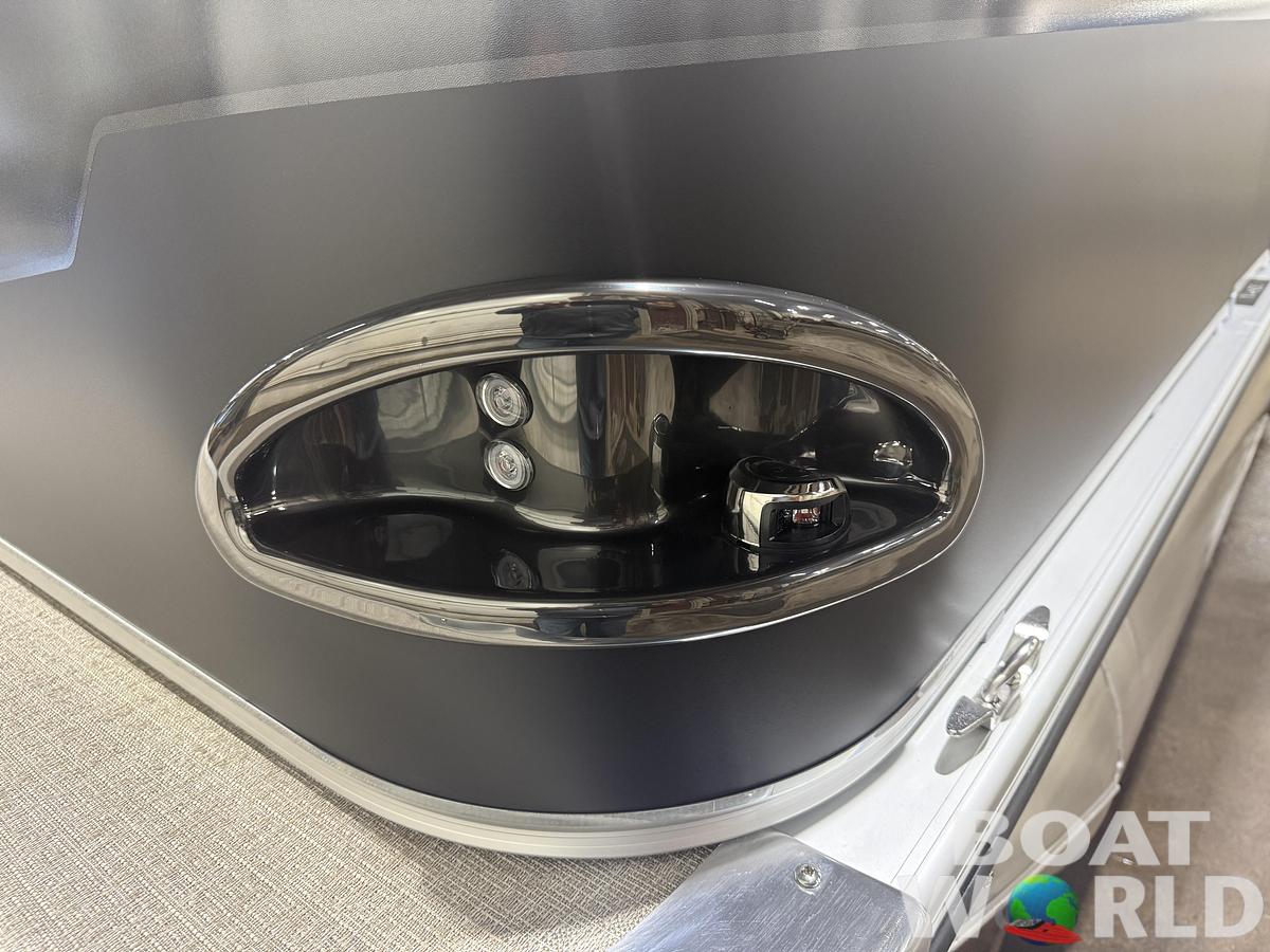 2026 Tahoe Pontoons Sport 2180 Rear Fish