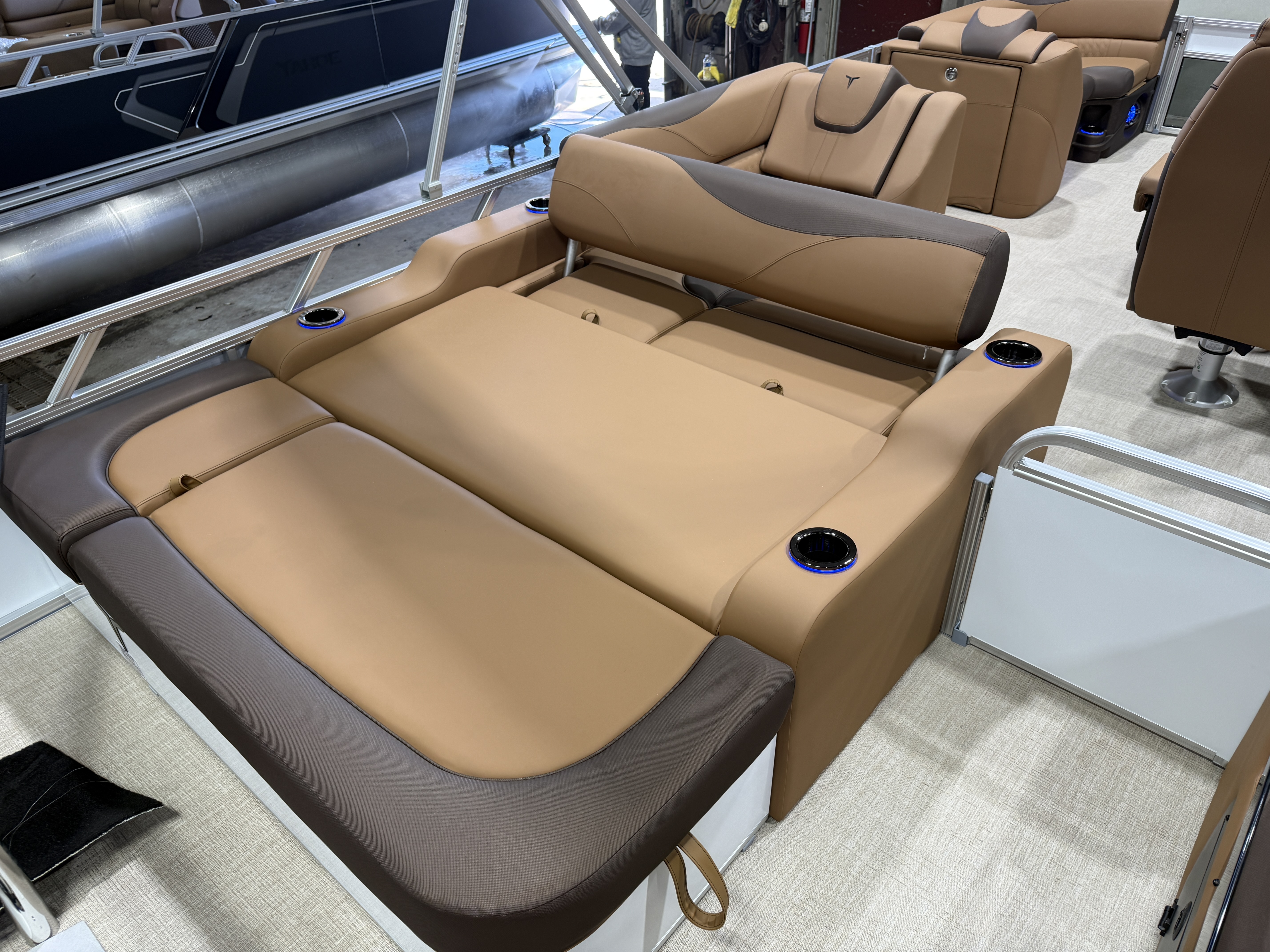 2027 Tahoe LTZ 2385 VRB Swingback Pontoon $41995