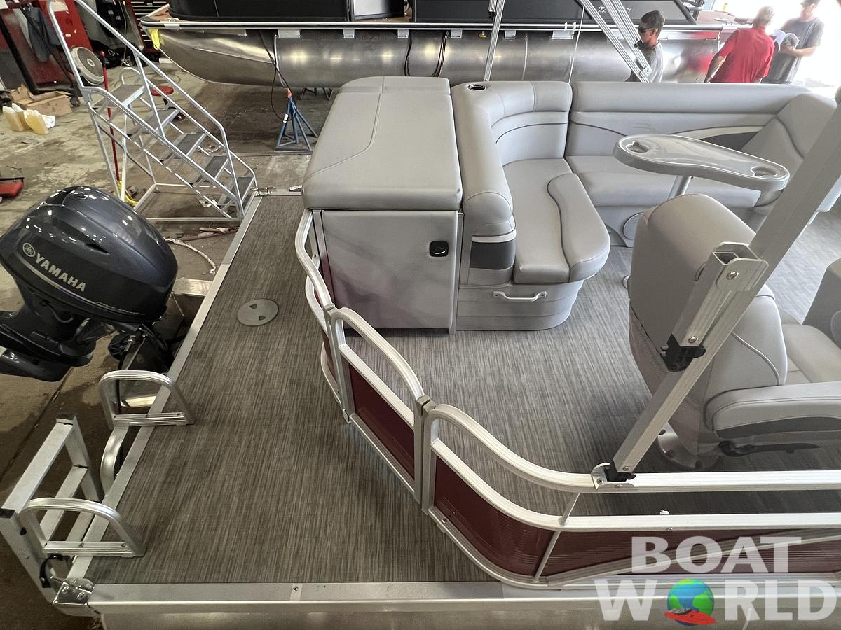 Used 2020 Bennington 20 SLV & 50HP Yamaha 4Stroke -$27,995