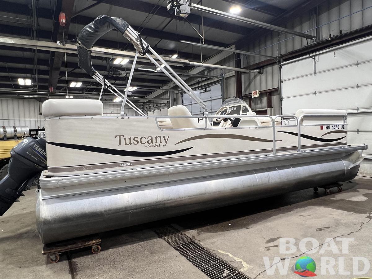 Used 2005 Sweetwater Tuscany 2286 & 40HP Yamaha 4Stroke -$12,995