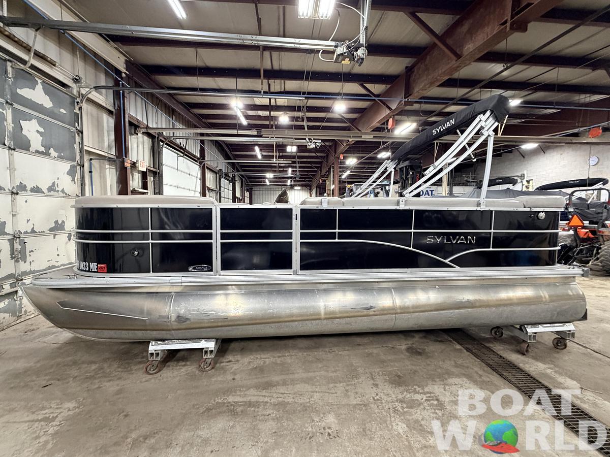 Used 2015 Sylvan Mirage 820 & 90HP Mercury 4Stroke - $21,995