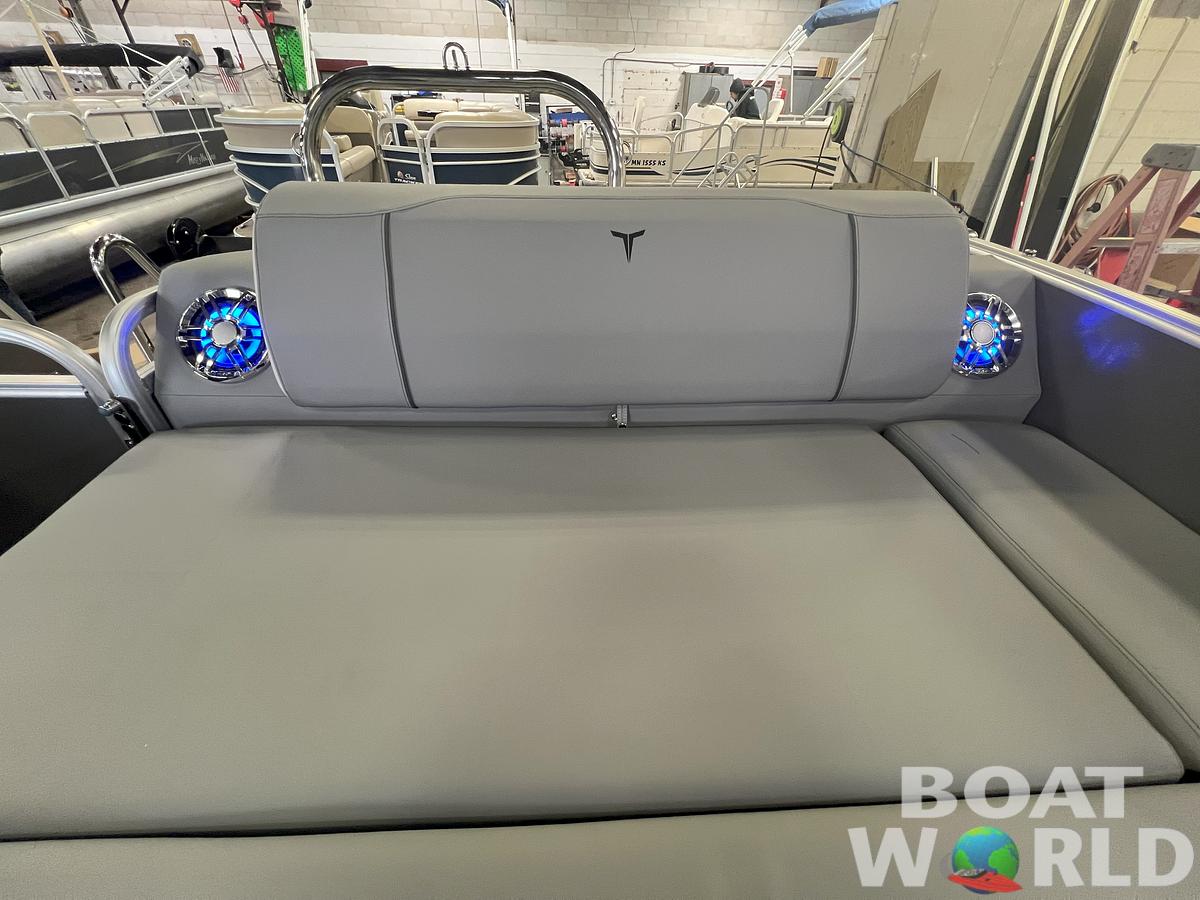 2025 Tahoe Pontoons Cascade 2385 Swingback (VRL) & Honda 4-Stroke EFI