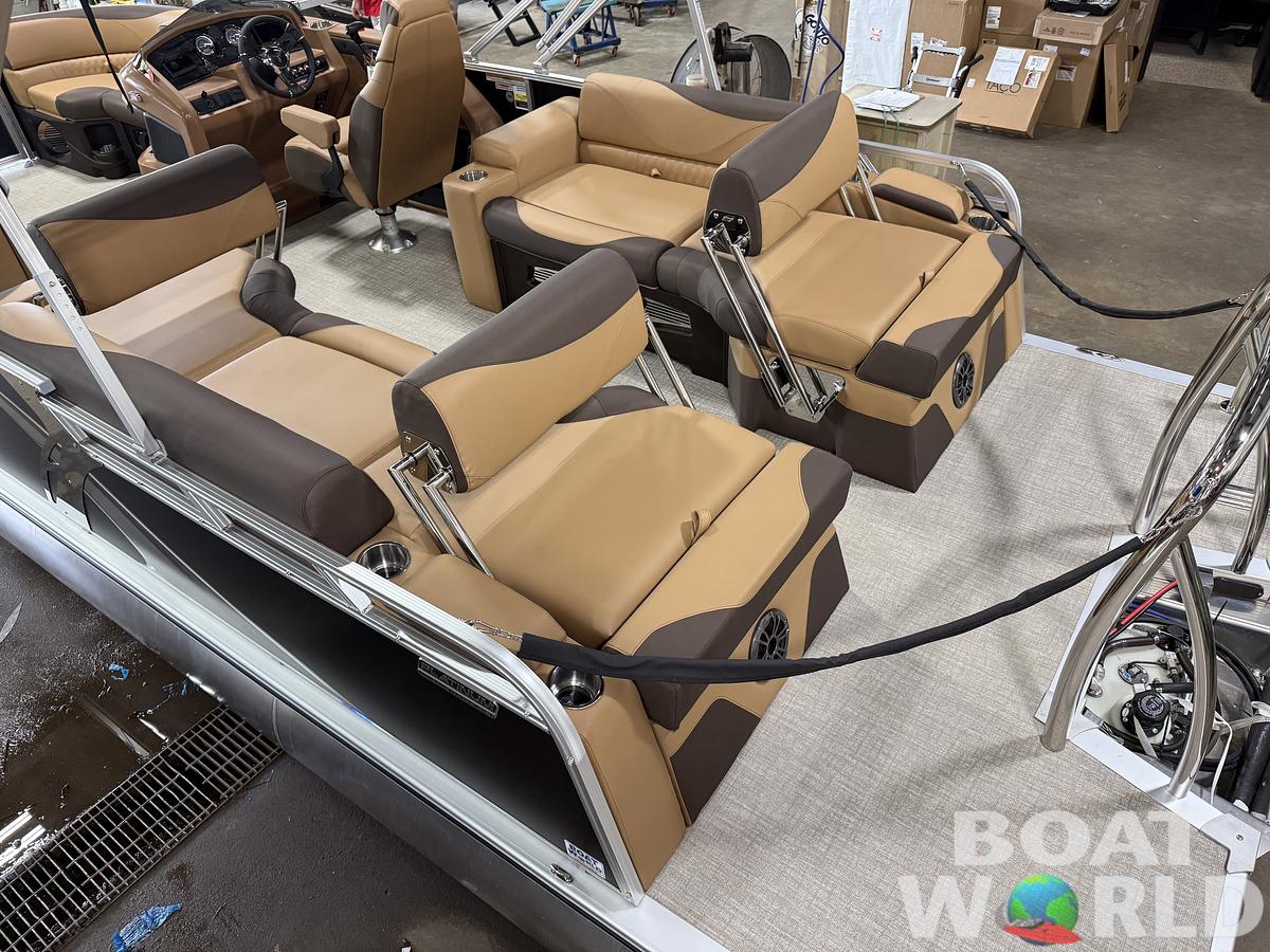2025 Tahoe Pontoons LTZ 2385 Quad Lounge Shift Flip & Honda 4-Stroke EFI