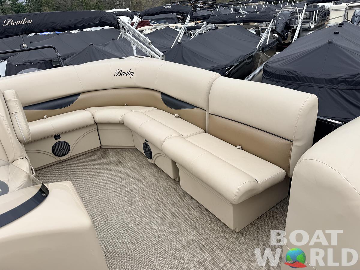 Used 2018 Bentley Encore 240 Cruise SE & 150HP Mercury 4Stroke -$29,995