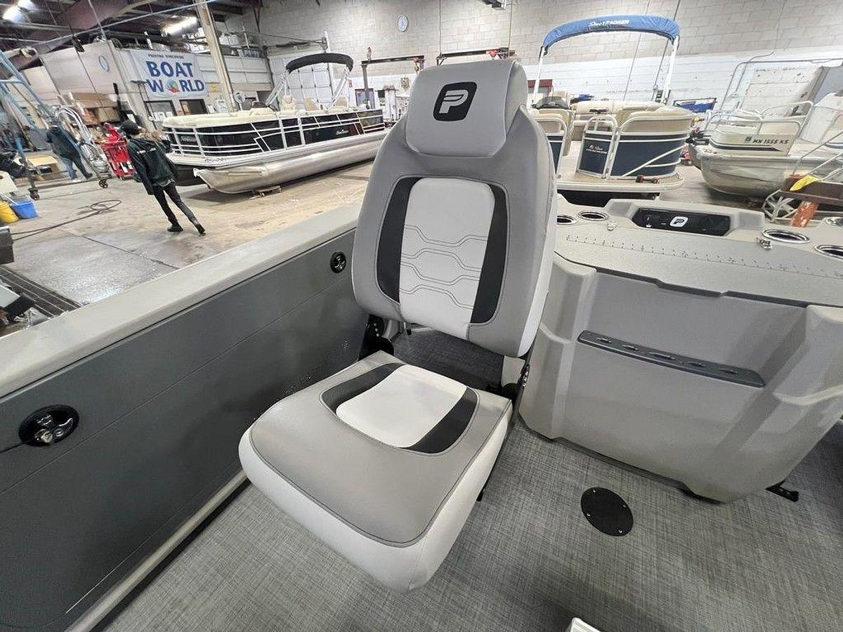 2025 Princecraft 21 Sportfisher 4-S Quad Fish Pontoon & Mercury 4-Stroke EFI