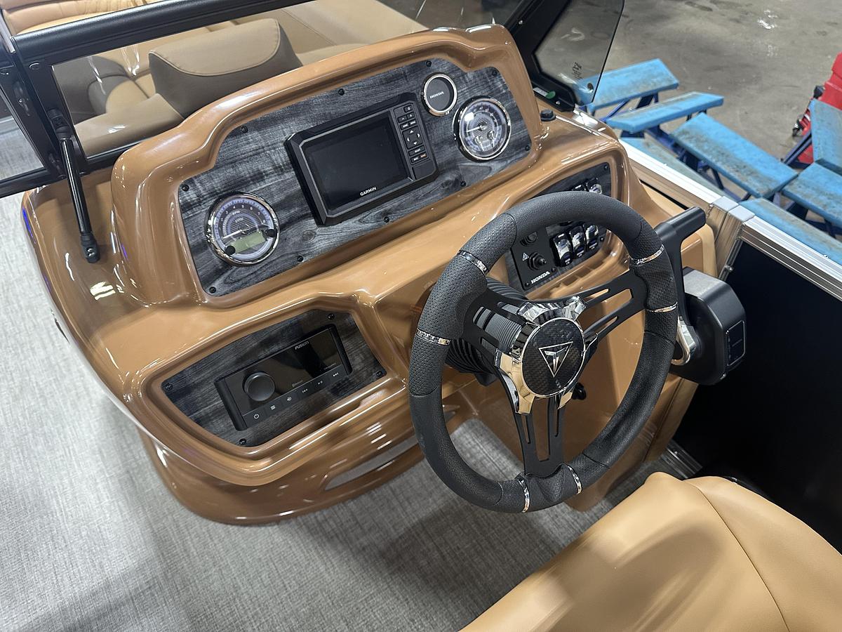2025 Tahoe Pontoons LTZ 2385 Swingback (VRB) Windshield Tritoon & Honda 4-Stroke EFI