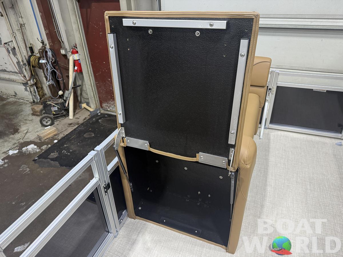 2026 Tahoe Pontoons Sport 2180 Swingback (VRB)