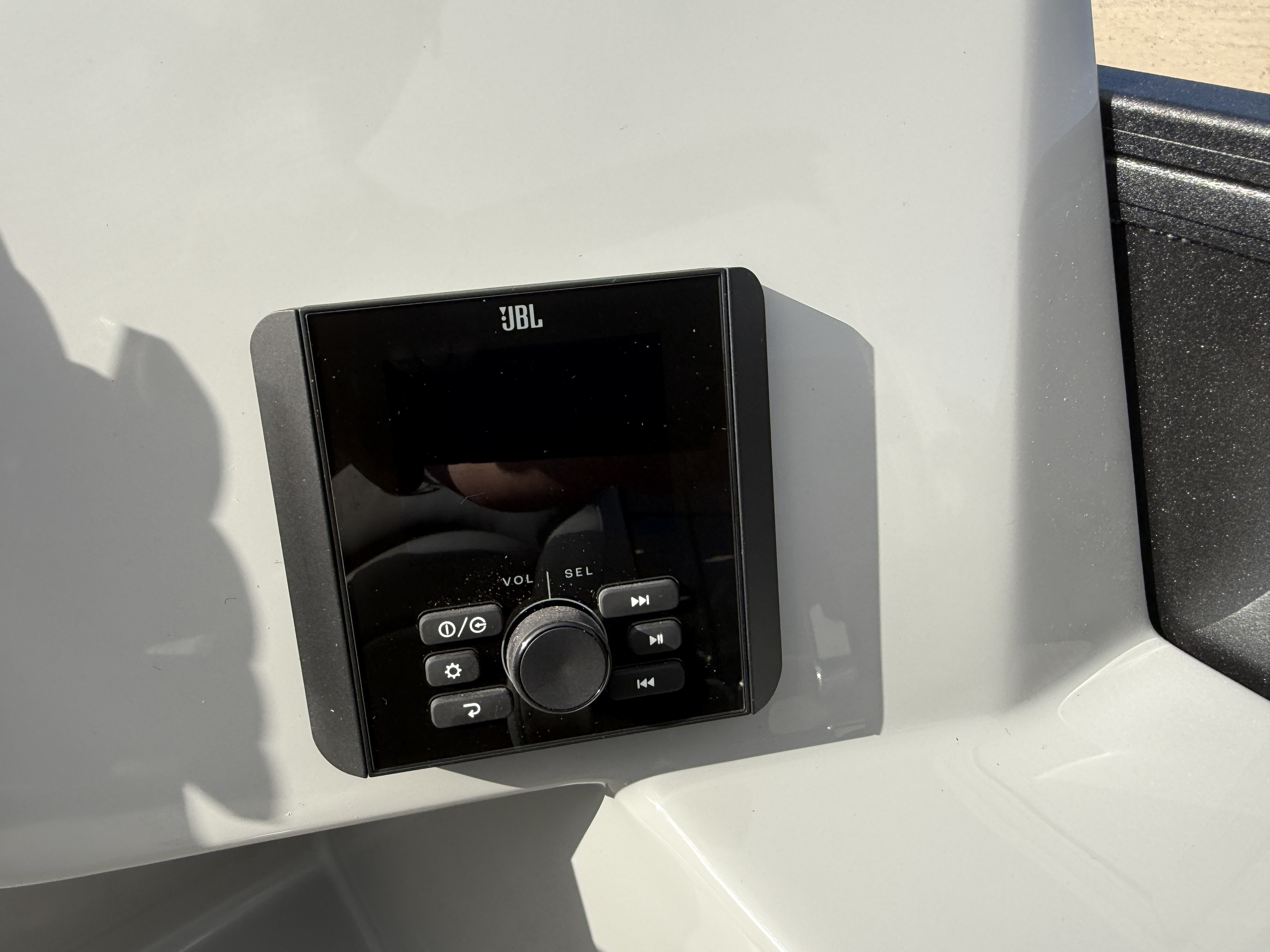 2026 Bentley Pontoons Legacy 220 Swingback 