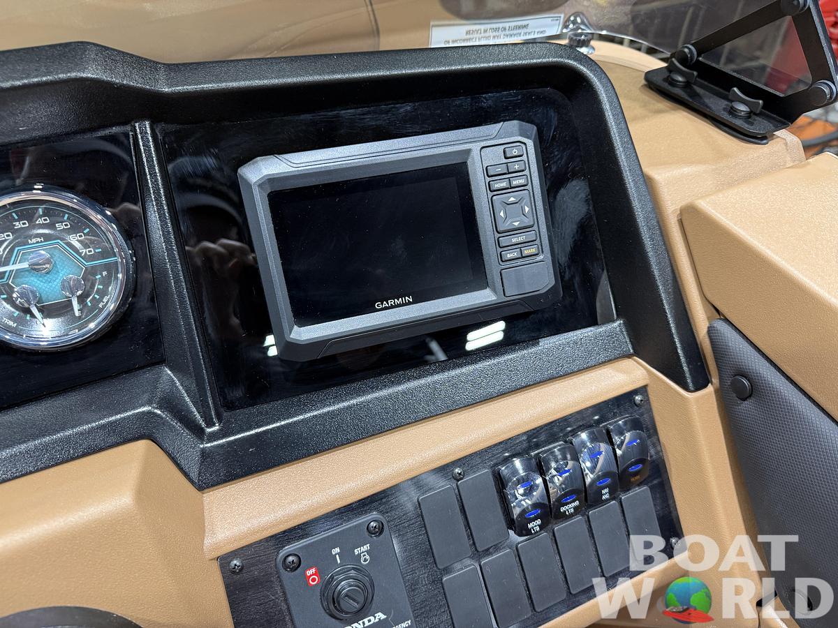 2027 Tahoe LTZ 2385 Quad Lounge Shift SS Tritoon & 4-Stroke Outboard $55995