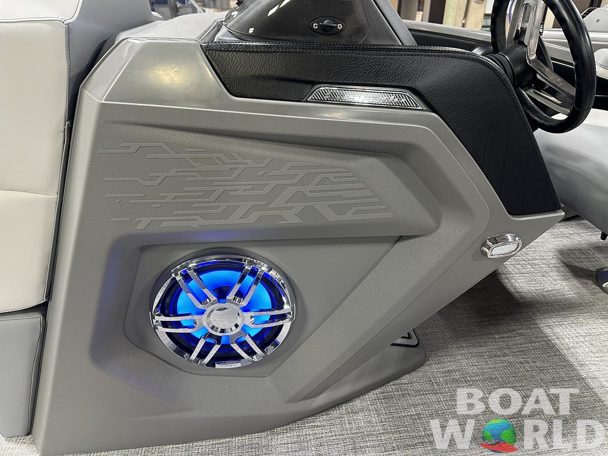 2025 Tahoe Pontoons Cascade 2385 Quad Lounge Shift Flip & Honda 4-Stroke EFI