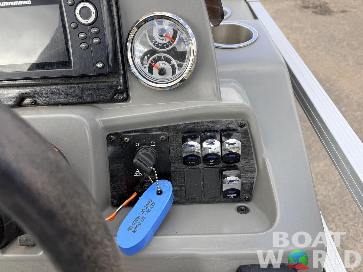 Used 2022 Tahoe Sport 2080 CRB & 100HP Honda 4Stroke -$29,995