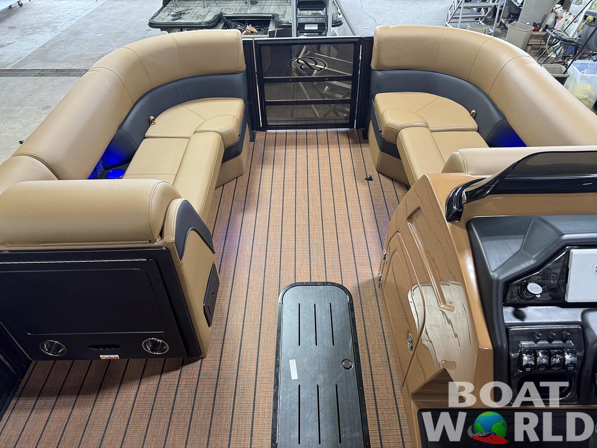 2026 Bentley Pontoons Elite 223 Admiral Quad Lounge Tritoon