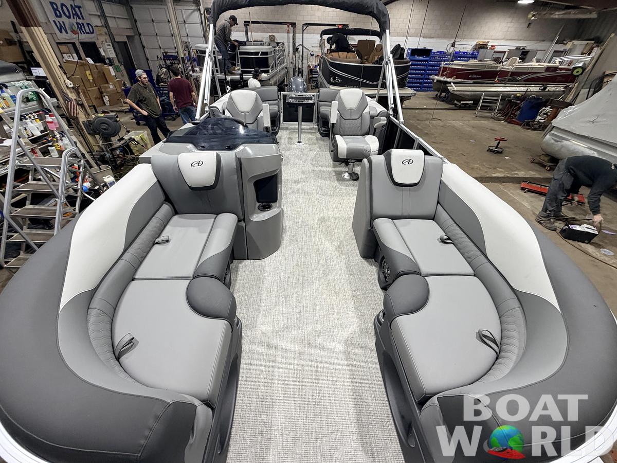 Used 2023 Avalon LSZ 2385 Quad Lounge Pontoon & 115HP Yamaha -$35,995