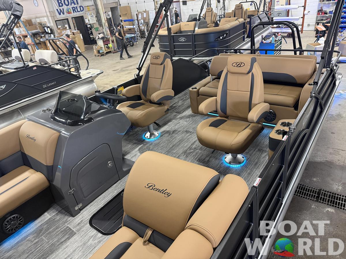 2027 Bentley Legacy 223 Swingback Tritoon $56995