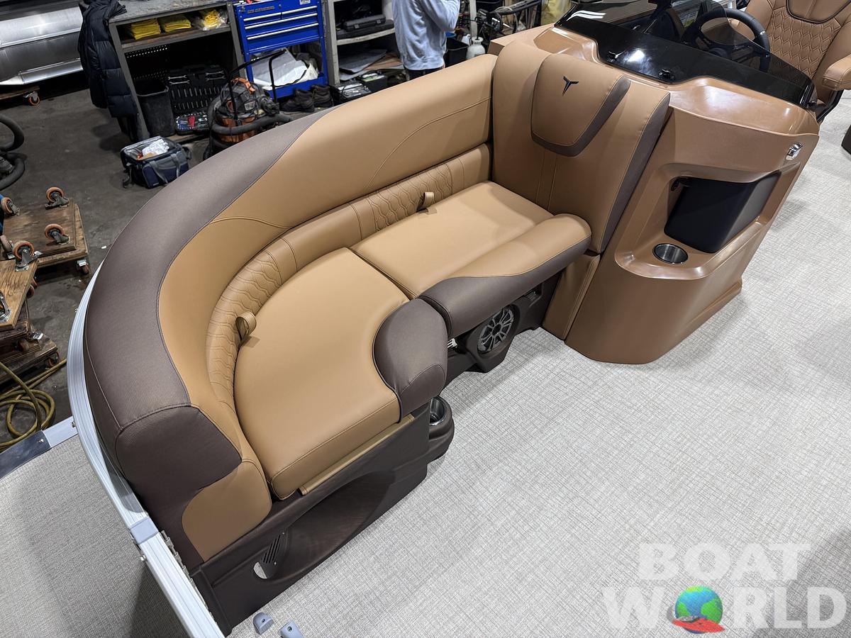 2026 Tahoe Pontoons LTZ 1985 Cruise Rear Bench (CRB)