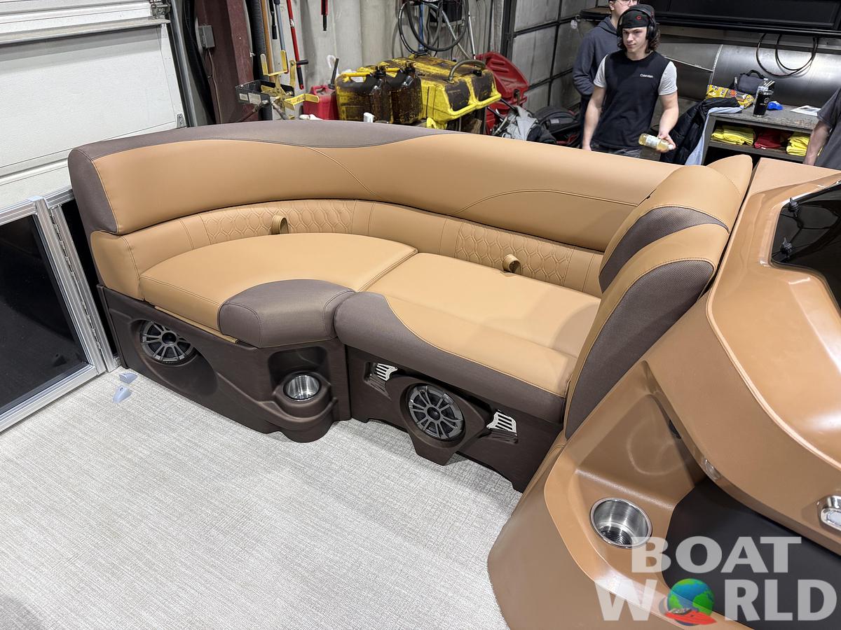2026 Tahoe Pontoons LTZ 2385 Quad Lounge 