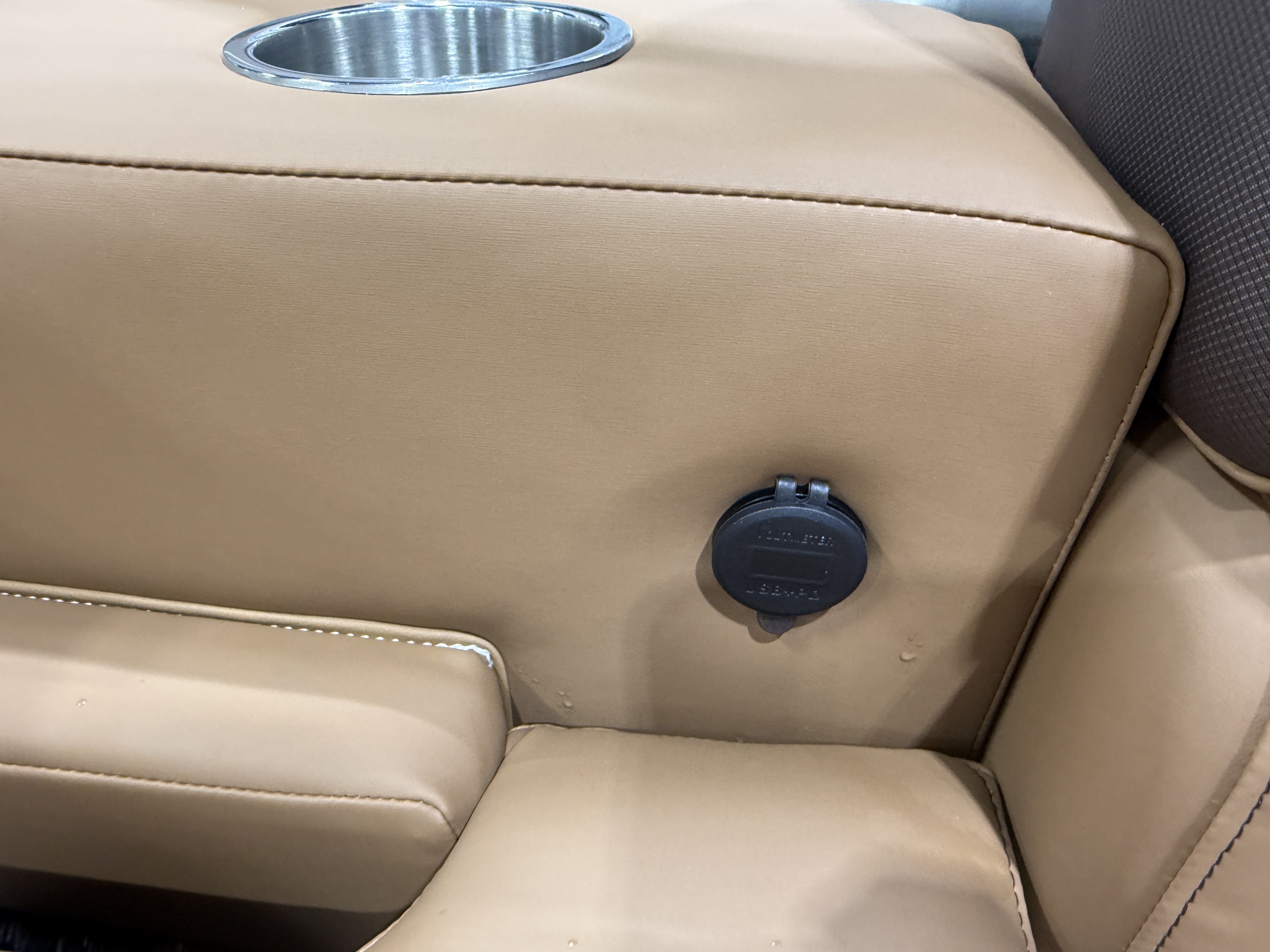 2027 Tahoe LTZ 2385 VRB SE Swingback Pontoon $42995