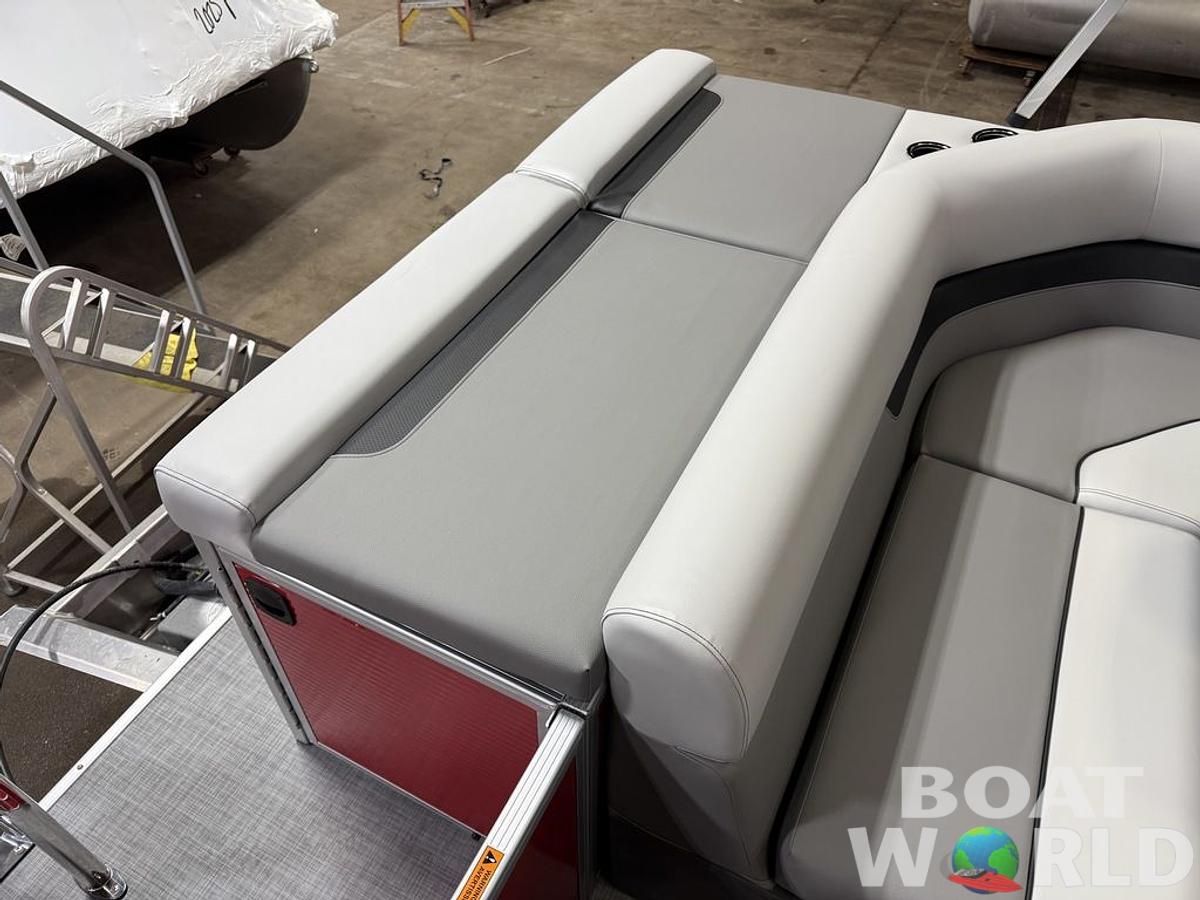 2025 Princecraft 21 Sportfisher 2-S Pontoon & Mercury 4-Stroke EFI