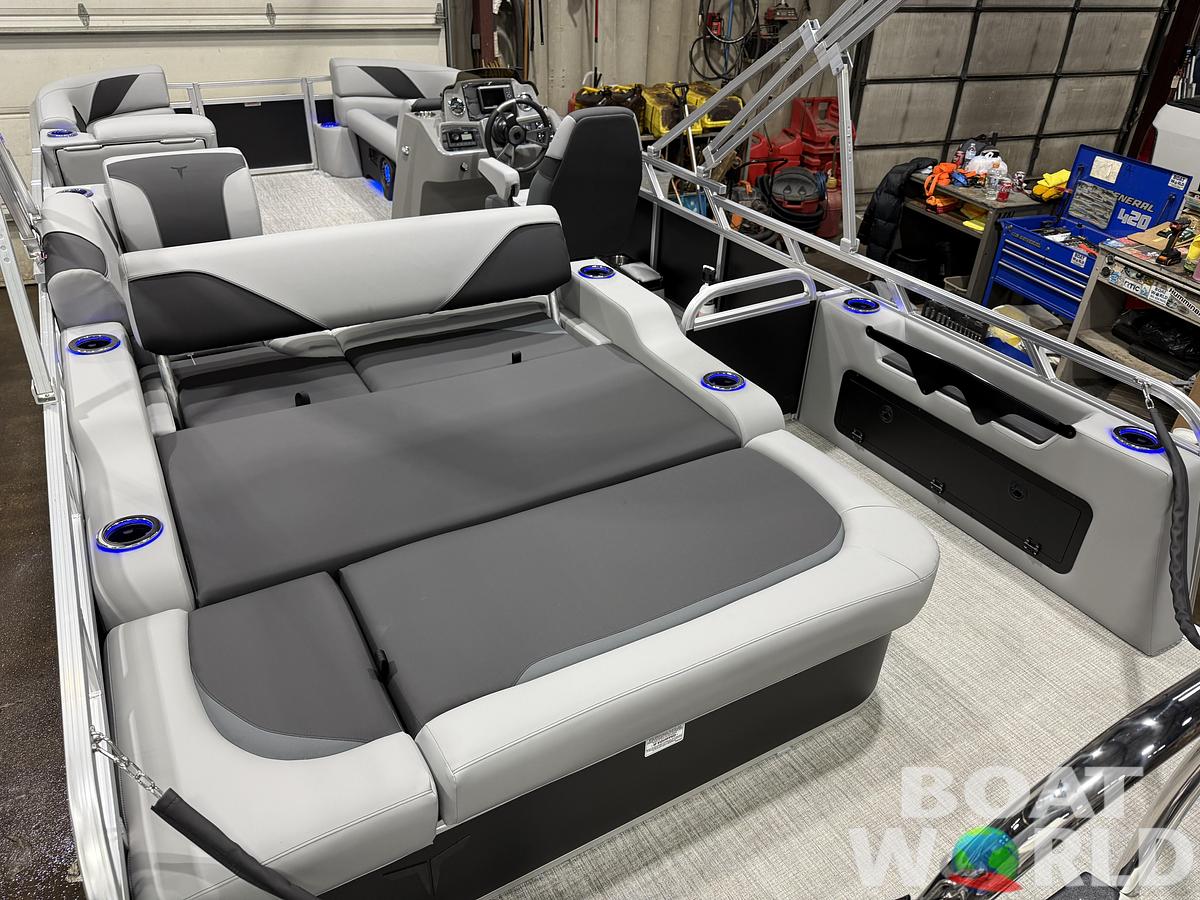 2026 Tahoe Pontoons Sport 2385 Swingback (VRB) Tritoon 