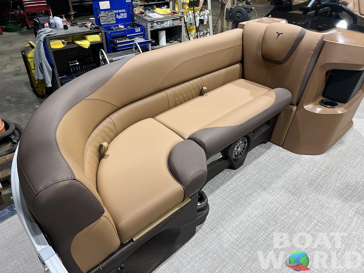 2026 Tahoe Pontoons LTZ 2385 Elite Cruise Tritoon 