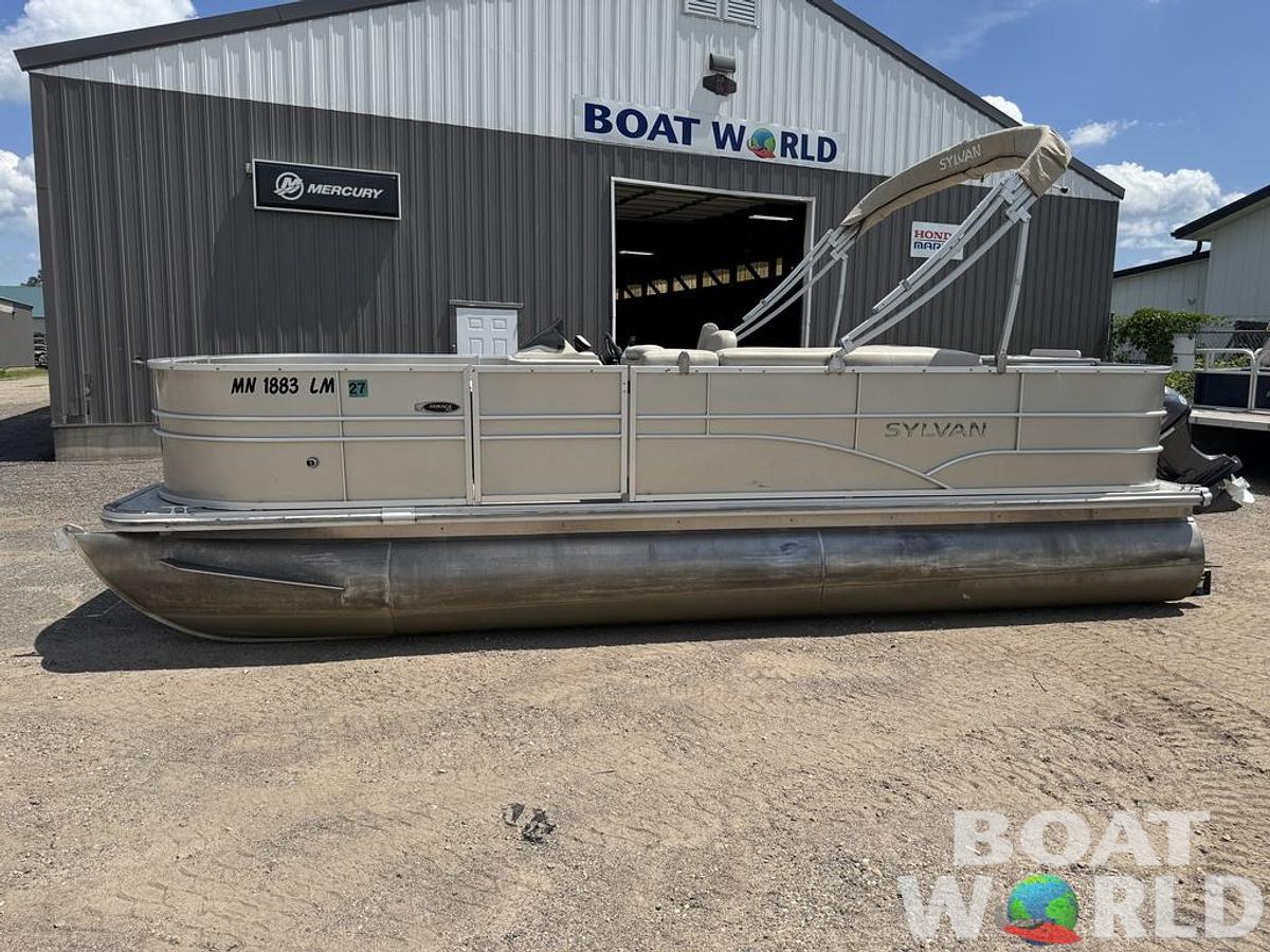 Used 2016 Sylvan 820 4-PT Pontoon