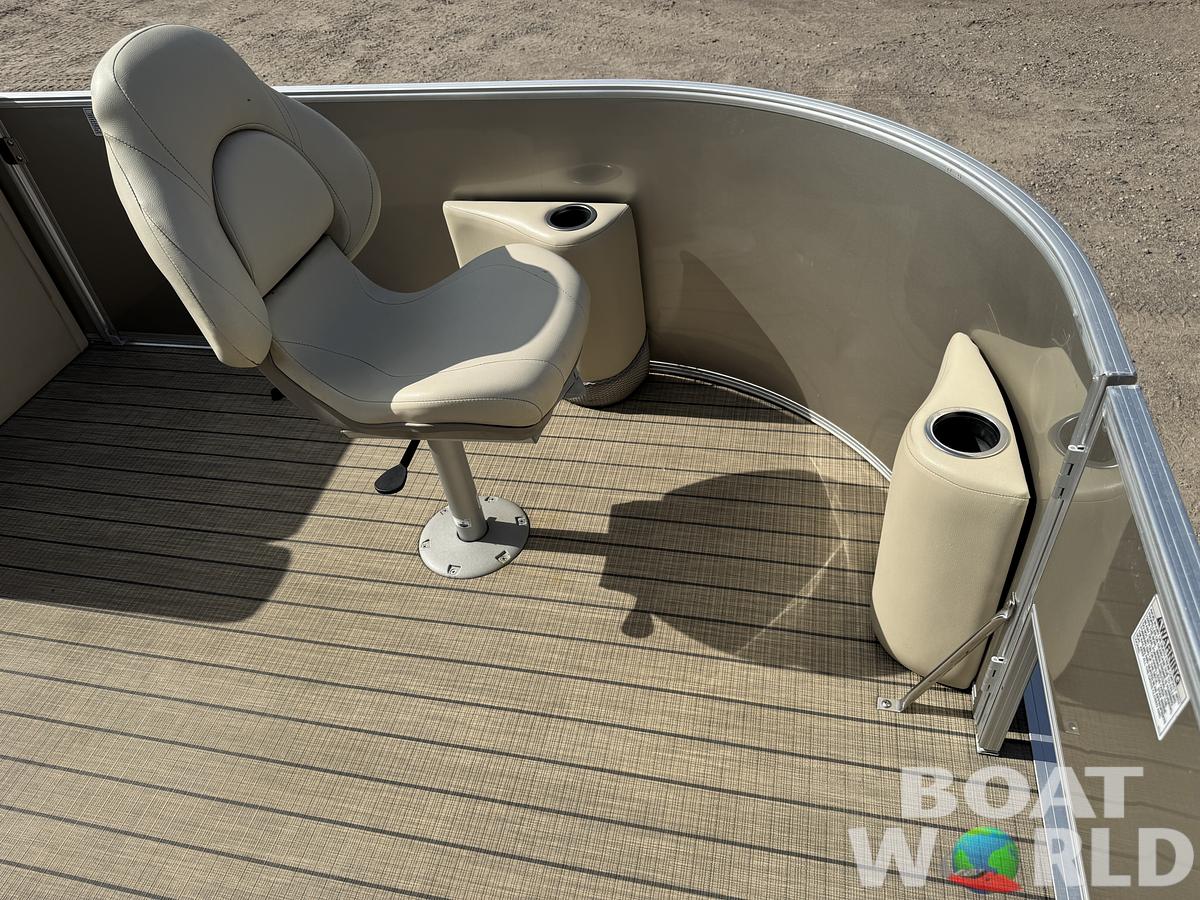 Used 2018 Sylvan Mirage 820 4-PT Pontoon