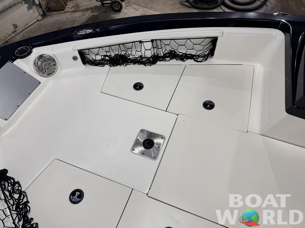 Used 2016 Larson FX 1850 DC Fiberglass Fishing Boat