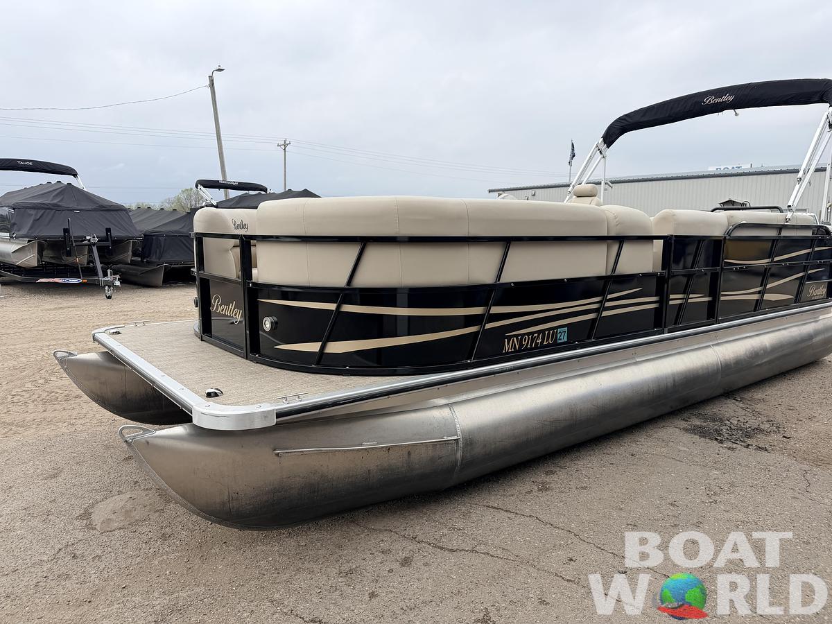 Used 2018 Bentley Encore 240 Cruise SE & 150HP Mercury 4Stroke -$29,995